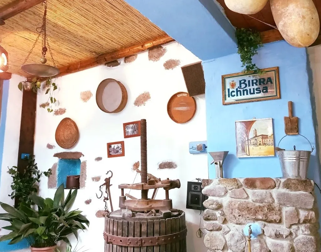 Sa Cortiza Home Restaurant restaurant in Noragugume