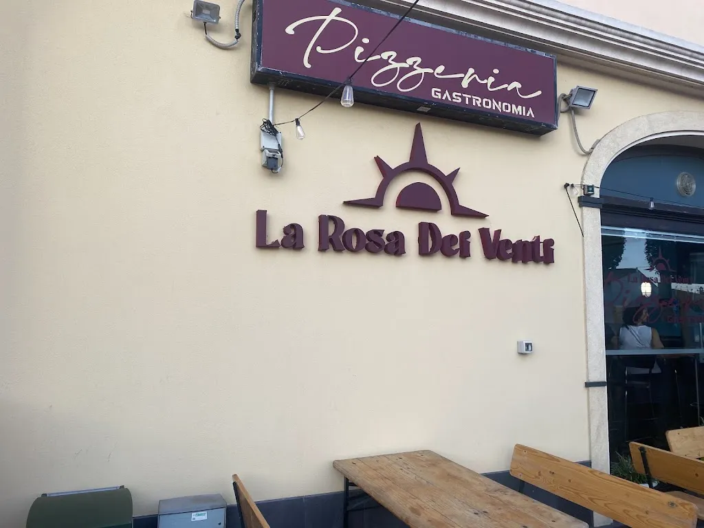 Vincenzo Pujia_La Rosa dei Venti di Gianluca e Francesca Manca_Nurachi_review