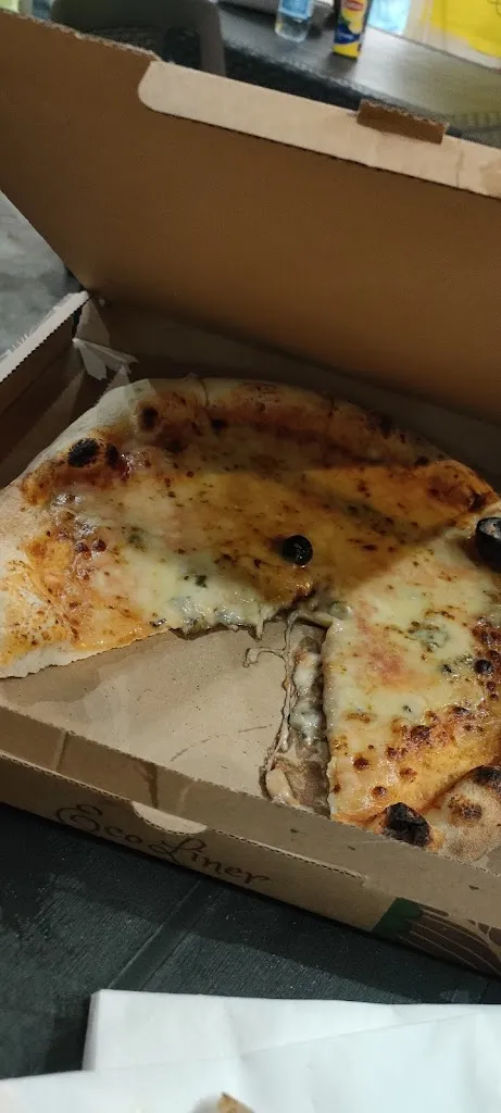 Hadjira Akroum_Gastronomia carletta's_Nulvi_review