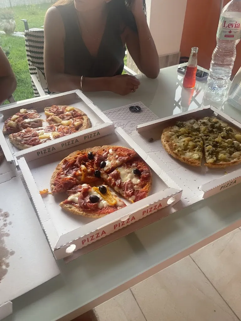 Matthew Morrison_Pizzeria-Gastronomia IS PILASTRUS_Olia Speciosa_review