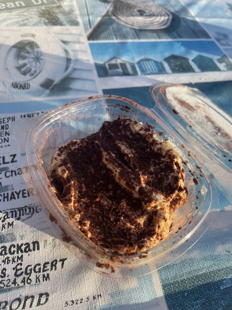 Diana So_Pizzeria-Gastronomia IS PILASTRUS_Olia Speciosa_review