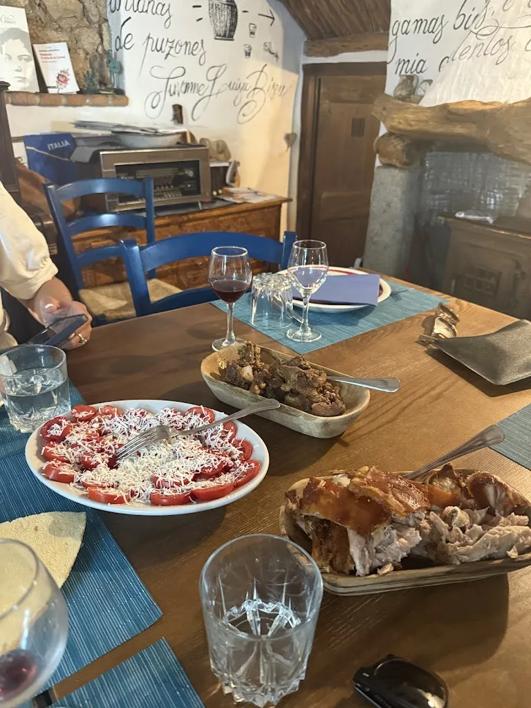 Elzaan PIenaar_Sa horte de su poeta_Oliena_recensione