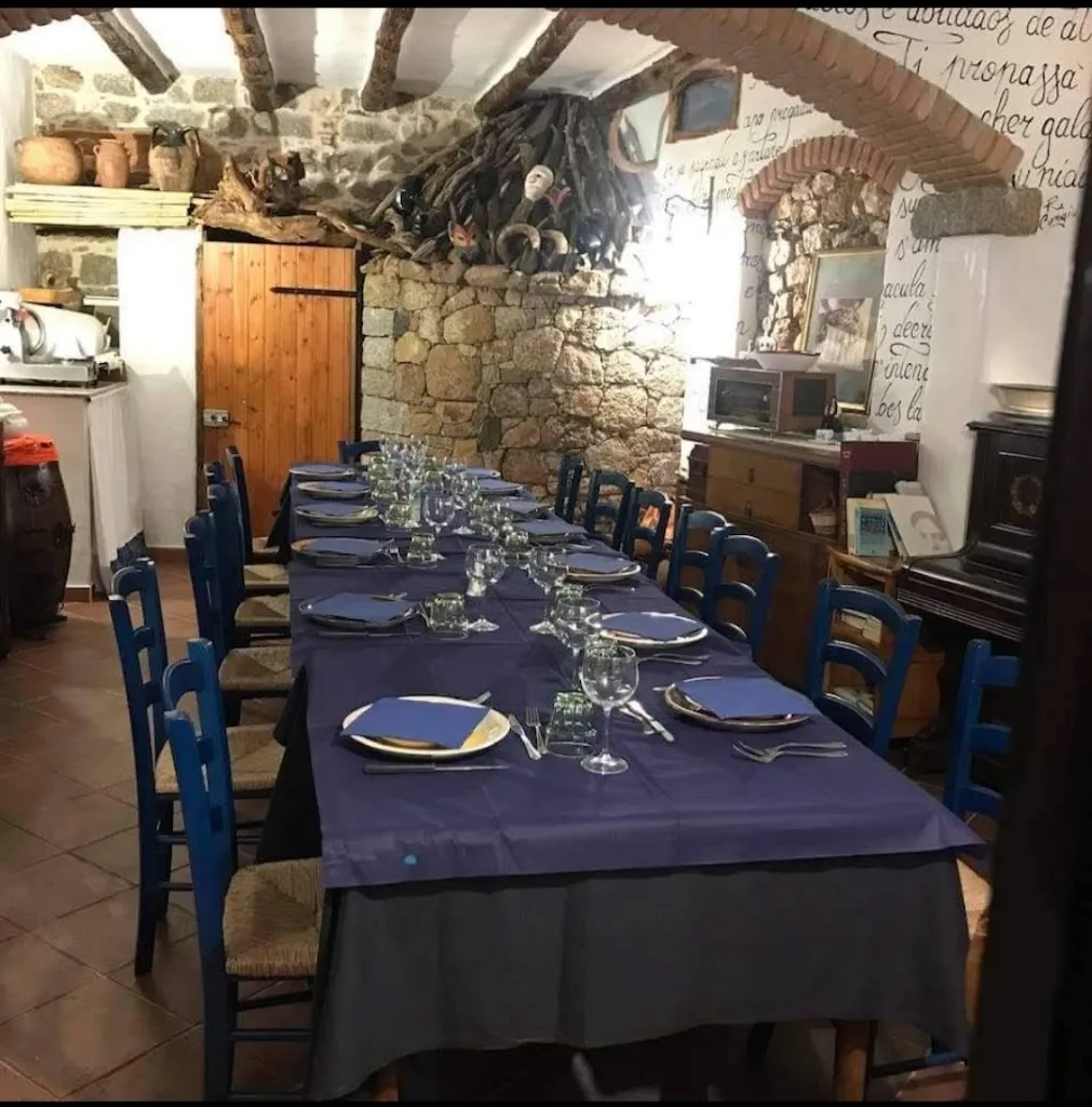 Sa horte de su poeta restaurant in Oliena