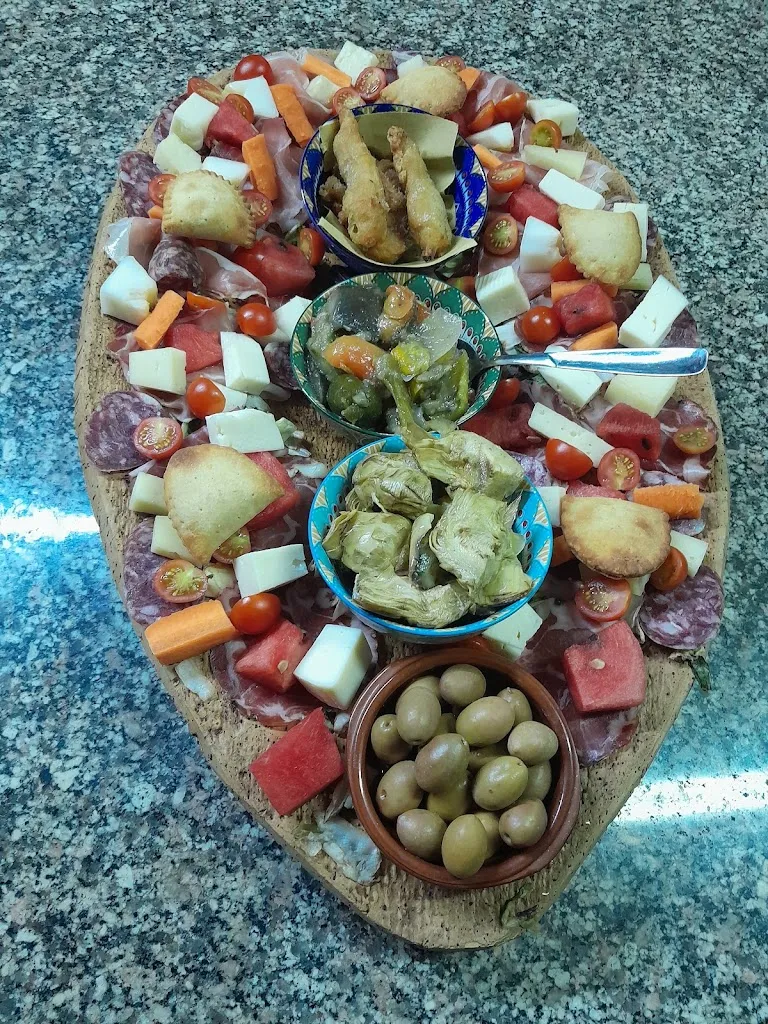 Menu_Azienda Agricola Badu e Chercu s.s.a Azienda Vitivinicola Fattoria Didattica Agricamper Natur._Oliena_image_2