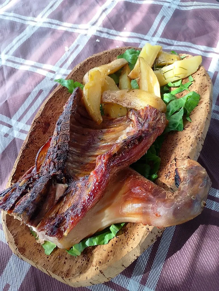 Menu_Azienda Agricola Badu e Chercu s.s.a Azienda Vitivinicola Fattoria Didattica Agricamper Natur._Oliena_image_7