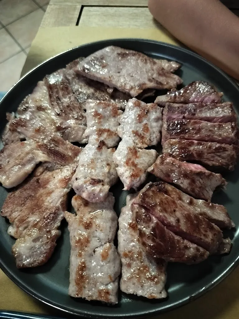 Jaqueline Giraldo_Giarret's Club_Oliena_review