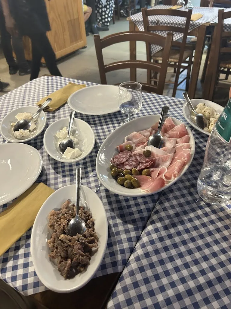 Suzanne van Puffelen_Rustico_Nuoro_review