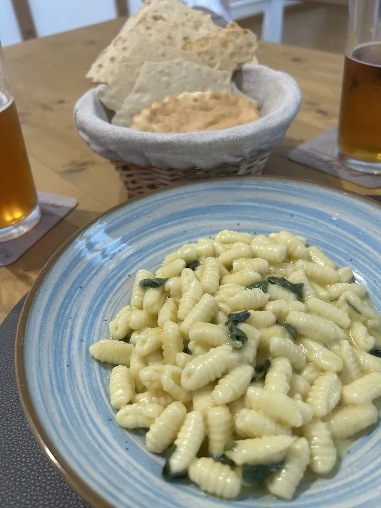 Sally Catlin_L'Artigiano - La Cucina Tipica Sarda di Nonna Rosa_Nuoro_review