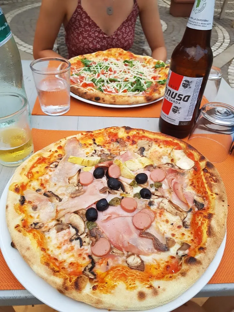 František Jirout_Ristorante Su Nugoresu_Nuoro_review