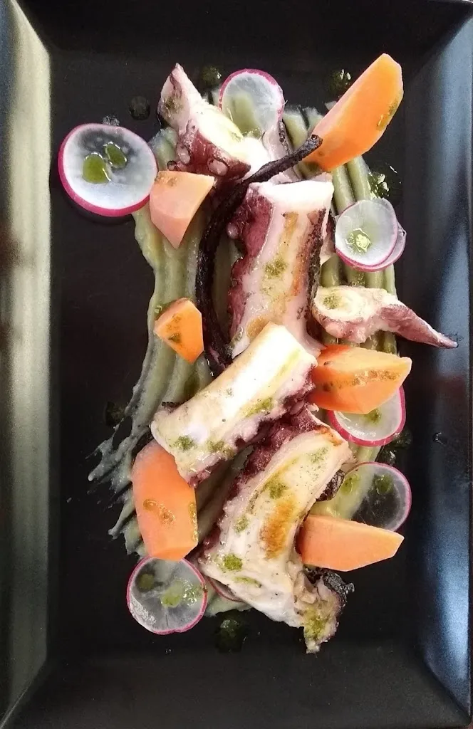 Chiara Costa_Planet Steak House Lounge Bar_Nuoro_review