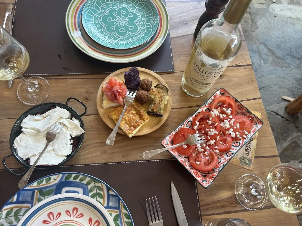 Hayden Brown_Lollovers agriturismo trattoria_Nuoro_review