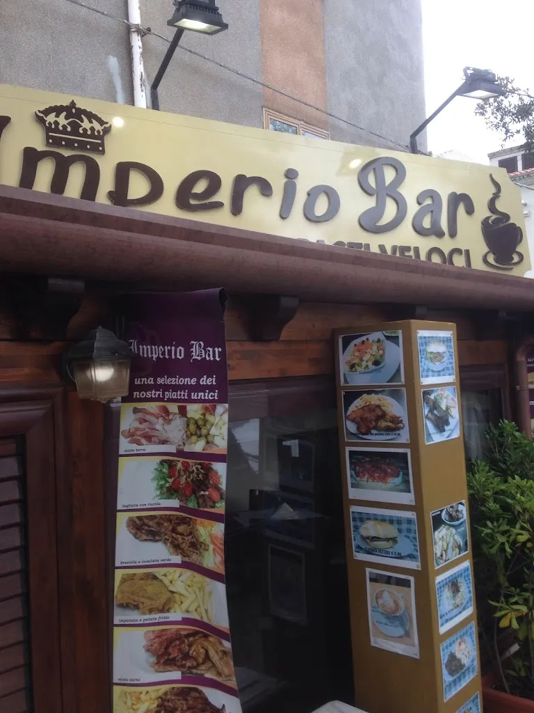 Michael Brooman_Imperio Bar_Nuoro_review
