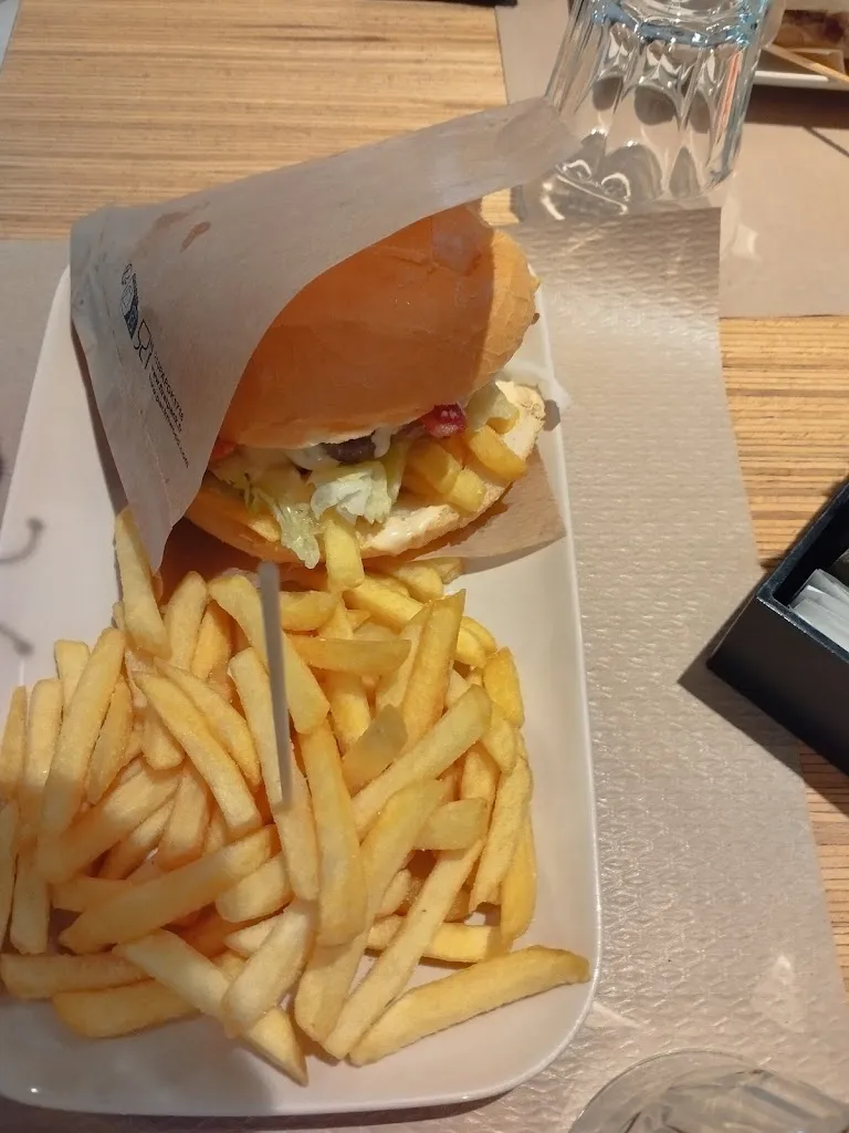 Anastazja Czapkowicz_BunClub_Nuoro_review