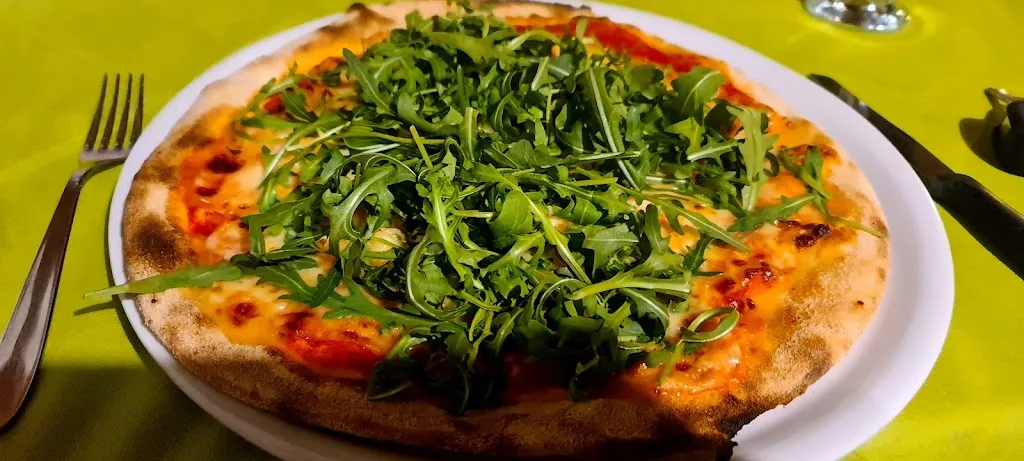 Pizzeria S'Ascusogliu_Onanì_slider_image_3