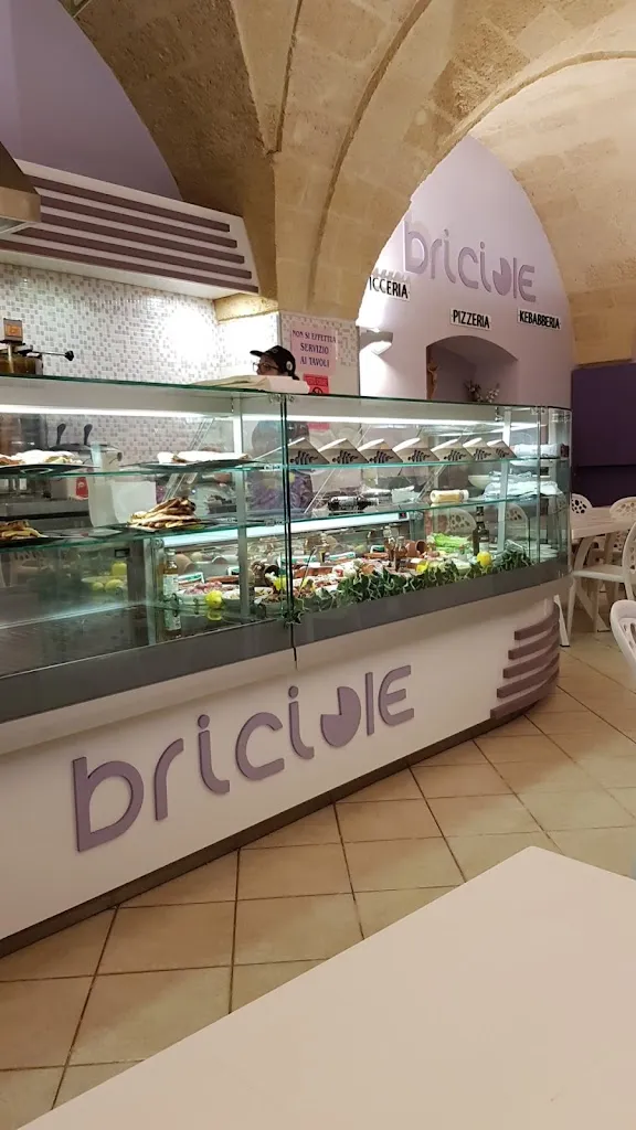 Pizzeria Paninoteca Briciole restaurant in Francavilla Fontana