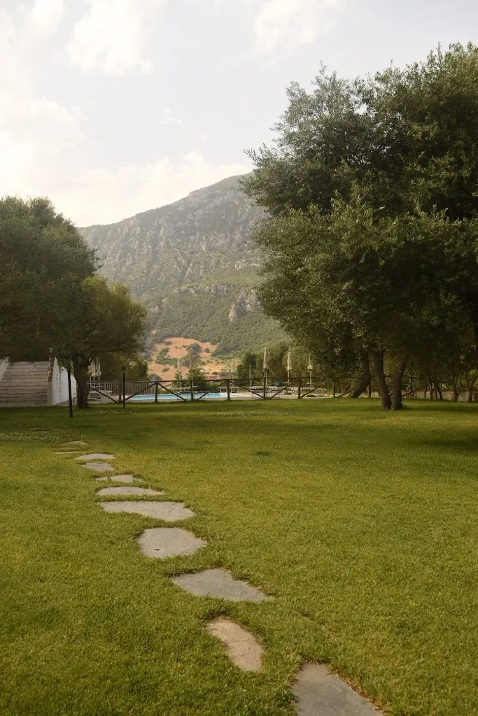 Jack Haywood_Palas de Serra Country resort_Onifai_review