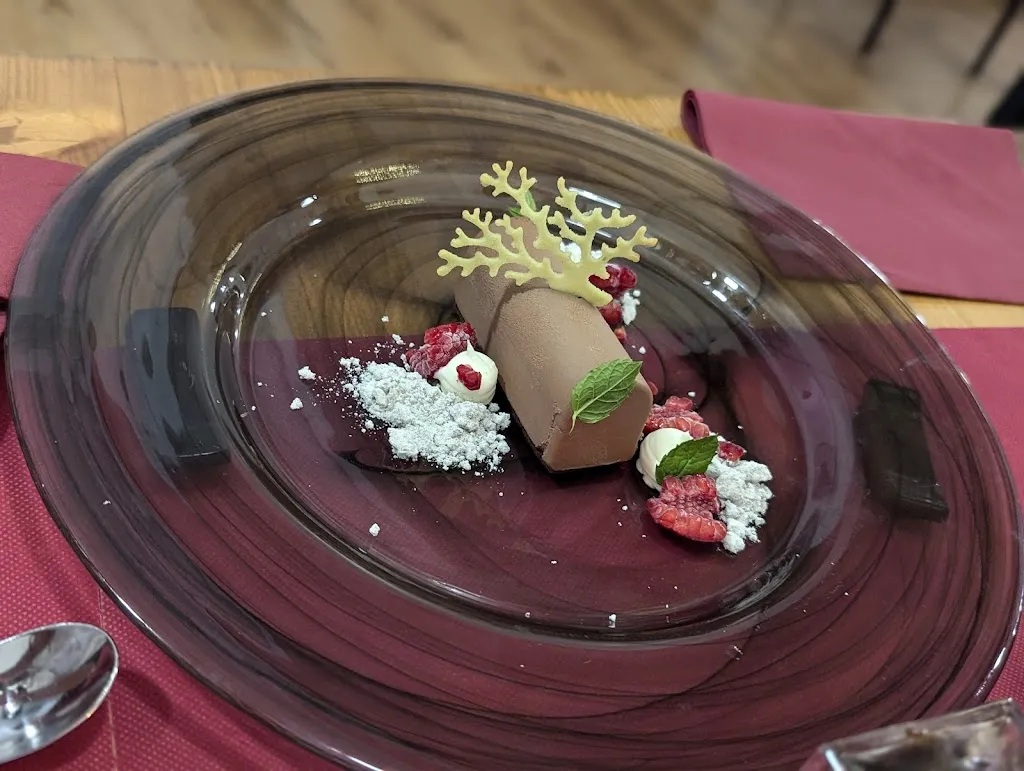 Chris Piro_Oniásian_Onifai_review