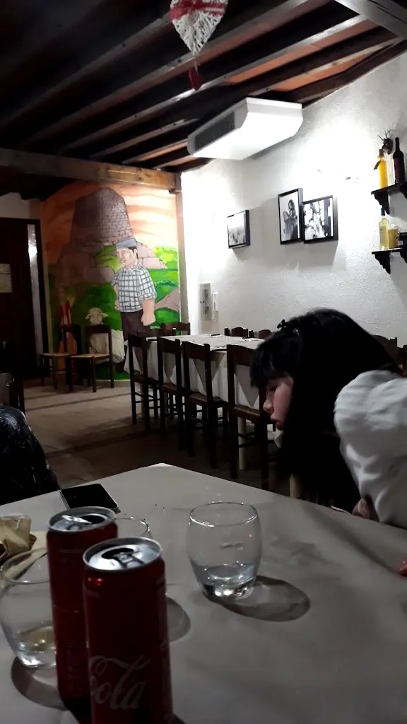 Trattoria de sos disizzos_Oniferi_slider_image_2