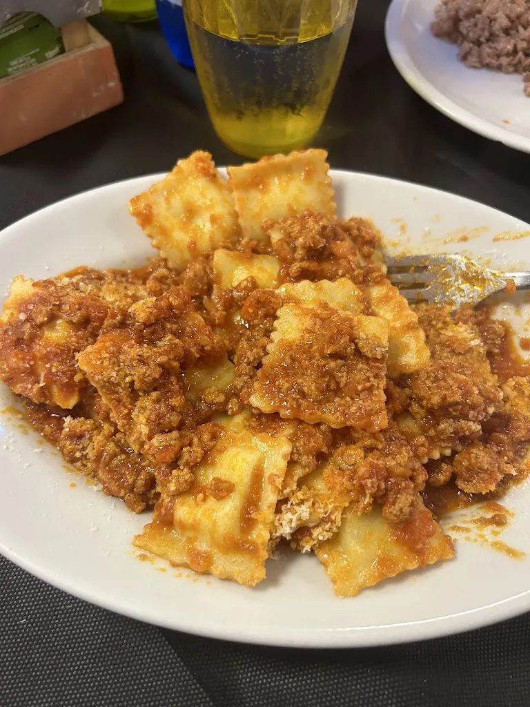 Giuseppe Orani_Stazione Di Servizio Bar Ristorante L'Oasi_Orani_review