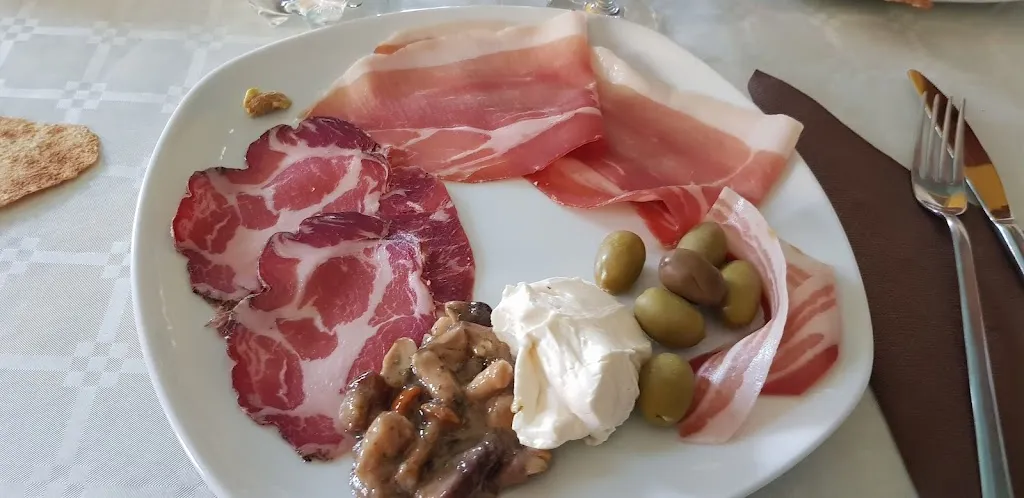 Marzia Littera_Ristorante Pizzeria Turre Di Zoroddu Marialfonsa Marialfonsa_Orotelli_review