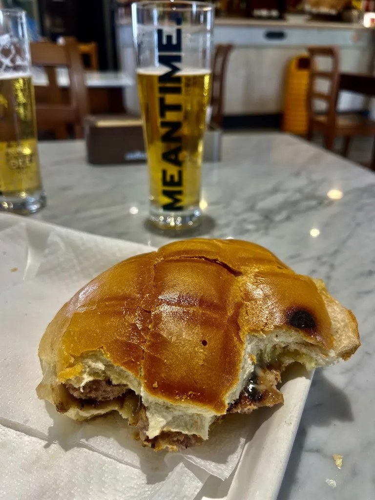 Patrizia De Bernardi_Gialus Bar Ristorante_Orotelli_reseña