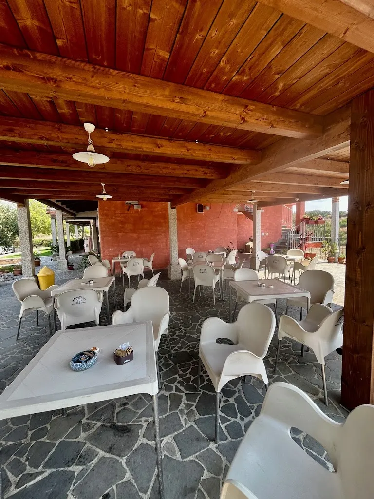 Gialus Bar Ristorante restaurant in Orotelli