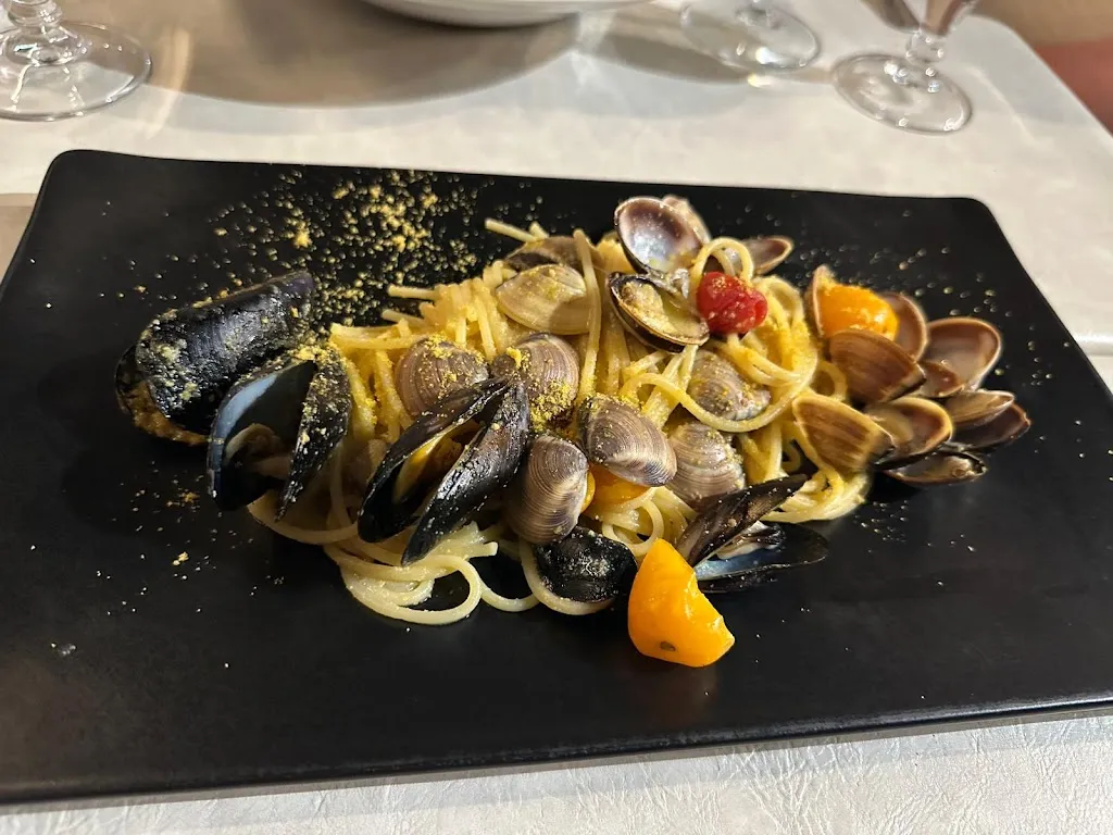 Jeannie Luong_Ristorante La Lanterna Olbia Italy since 1980_Olbia_review