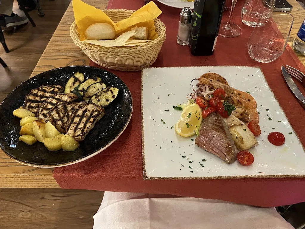 Diogo Figueira_Ristorante By Night Olbia - Fine Food & Wine_Olbia_review