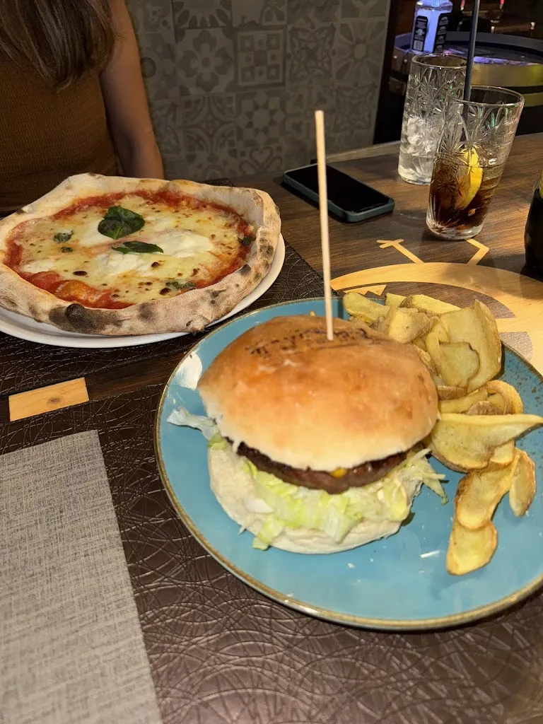 Jagmail Sangha_Tweet Pizza&Bistrot_Olbia_review