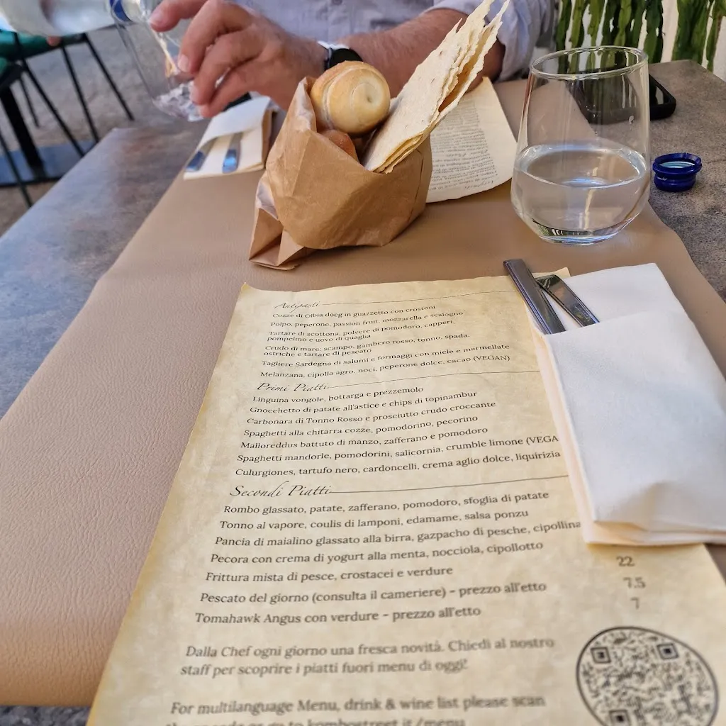 Menu_Kombo Street_Olbia_image_1