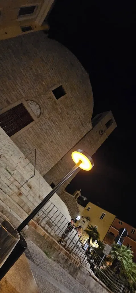 Nadia Hope_Kombo Street_Olbia_review