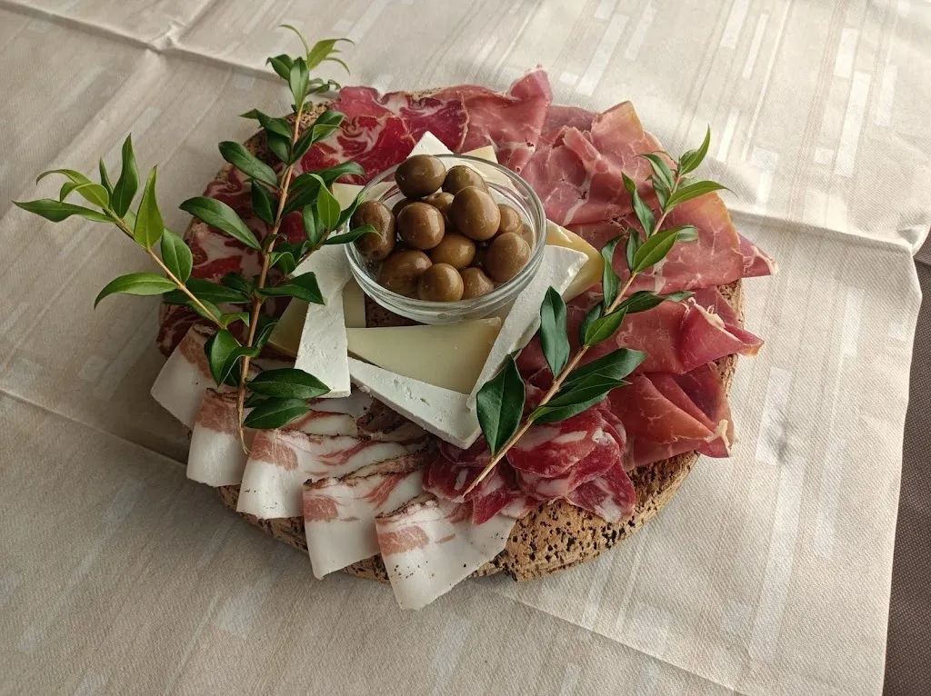 Locanda Rudalza cucina tipica sarda_Olbia_slider_image_2