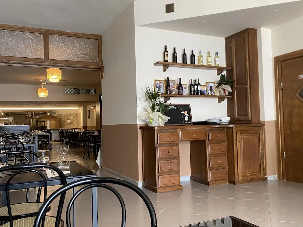 Ristorante pizzeria Da pieretto restaurant in Orroli