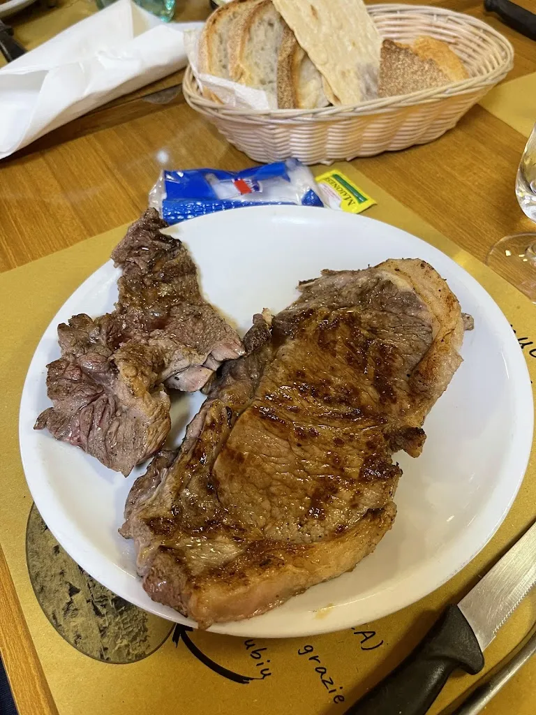 Trattoria Bar Pizzeria da Pieretto_Orroli_slider_image_2