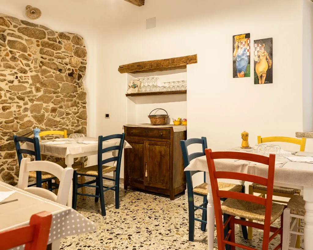 Su Guruttu restaurant in Orgosolo