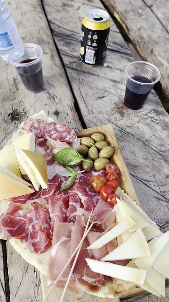 Gustos de Orgosolo pratobello 1969_Orgosolo_slider_image_2