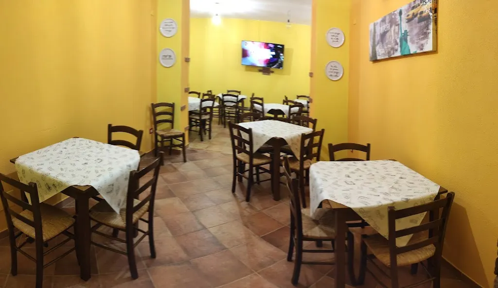 Gastronomia pizzeria da Bellina Francesca restaurant in Orune