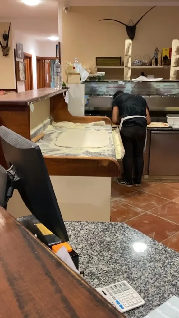 MetroPizzeria di Puseddu Danilo Ambrogio Virgilio_Ottana_slider_image_2