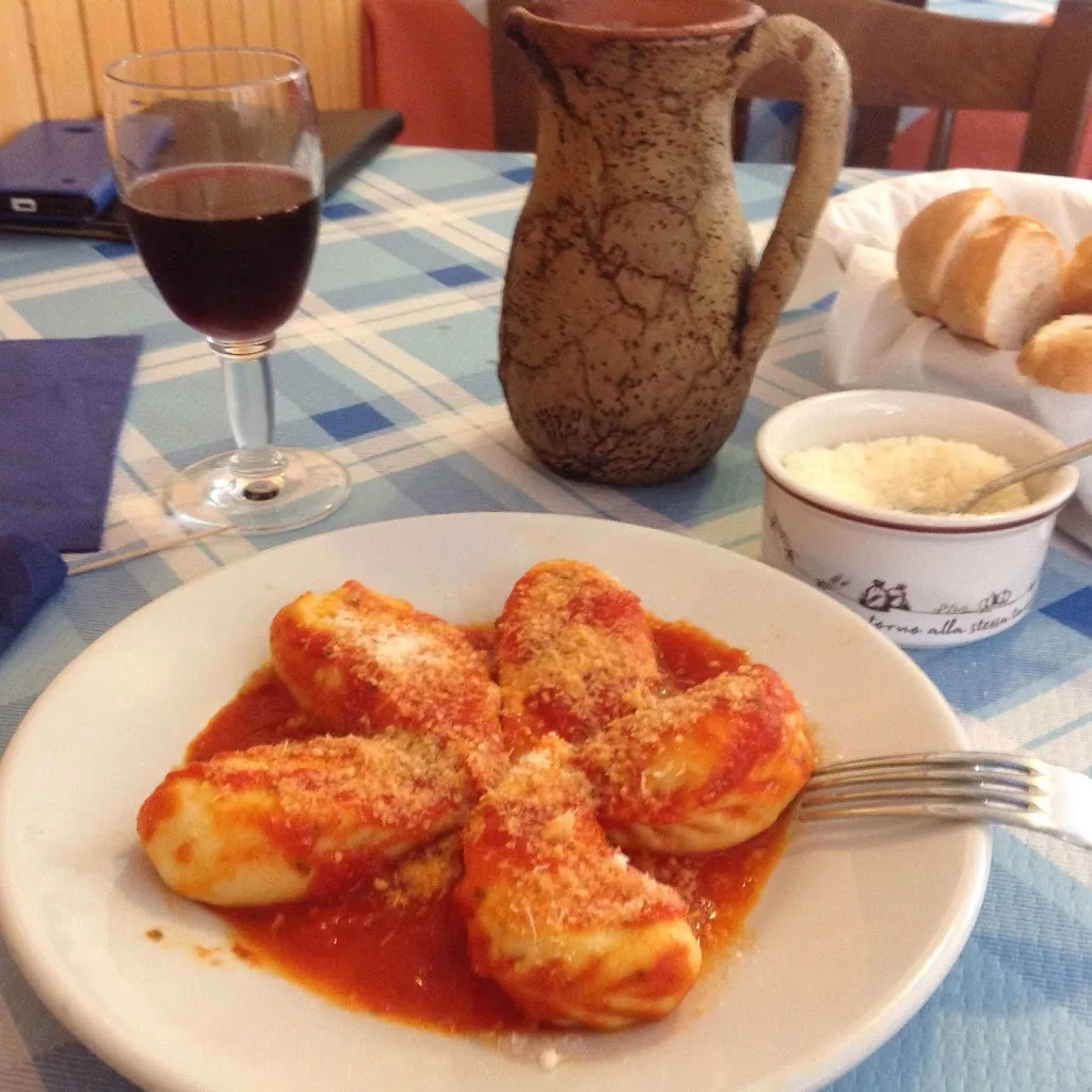 Trattoria Pes_Oschiri_slider_image_2