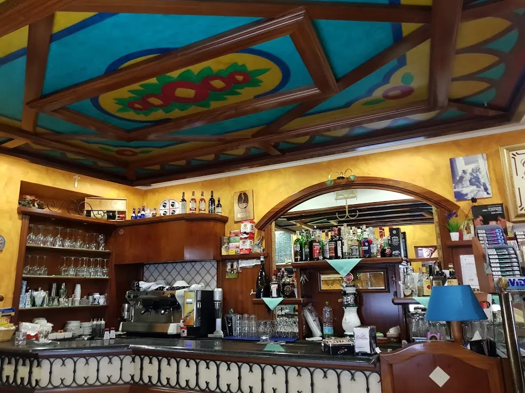 Bar Caffé Pigini restaurant in Oschiri