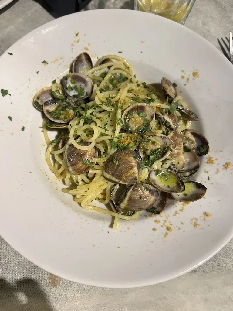 Lucille T_El Pueblo_Osilo_Bewertung