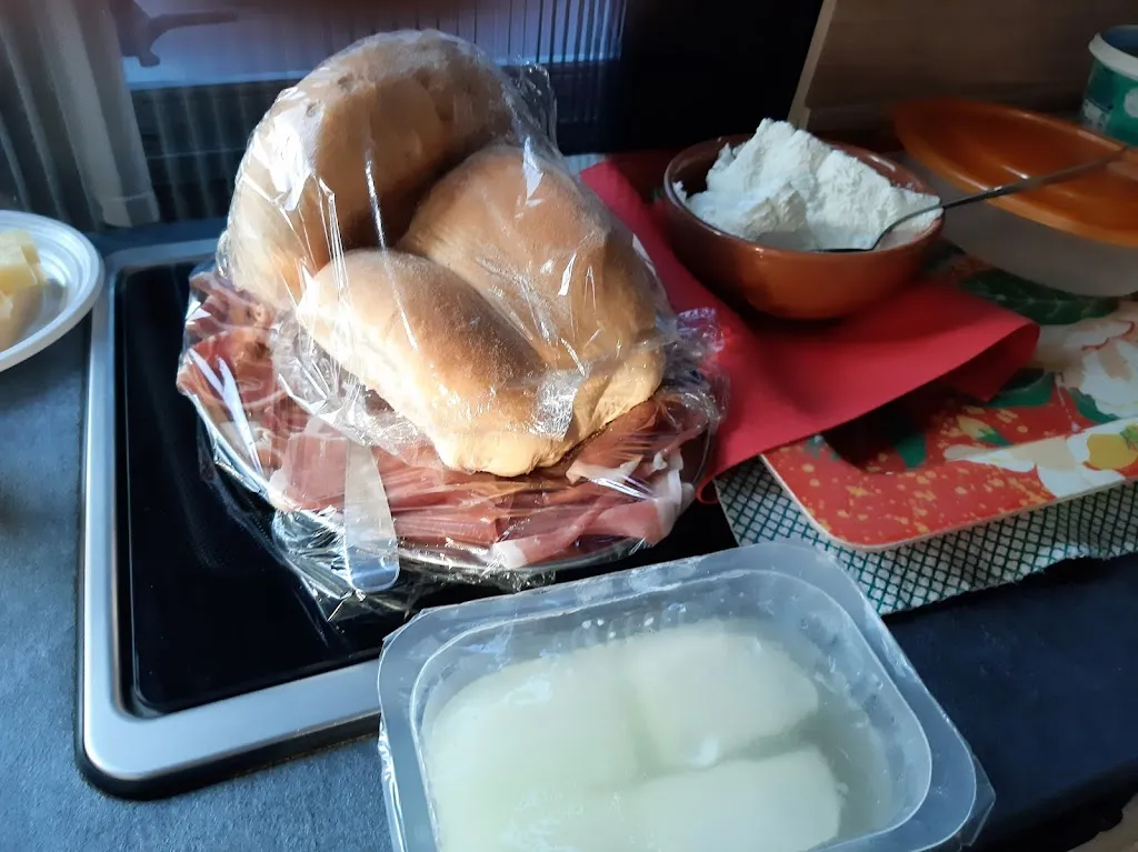 Agriturismo Perughe di G. Soddu restaurant in Ovodda