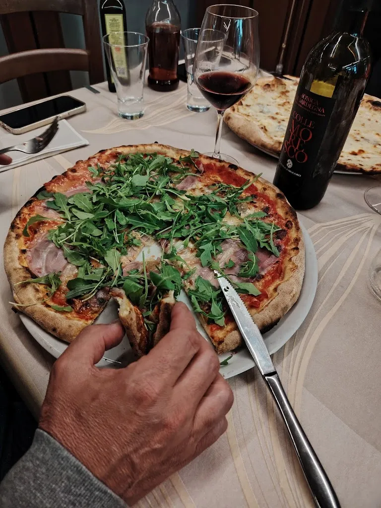 Pizzeria La Padellaccia_Pabillonis_slider_image_3