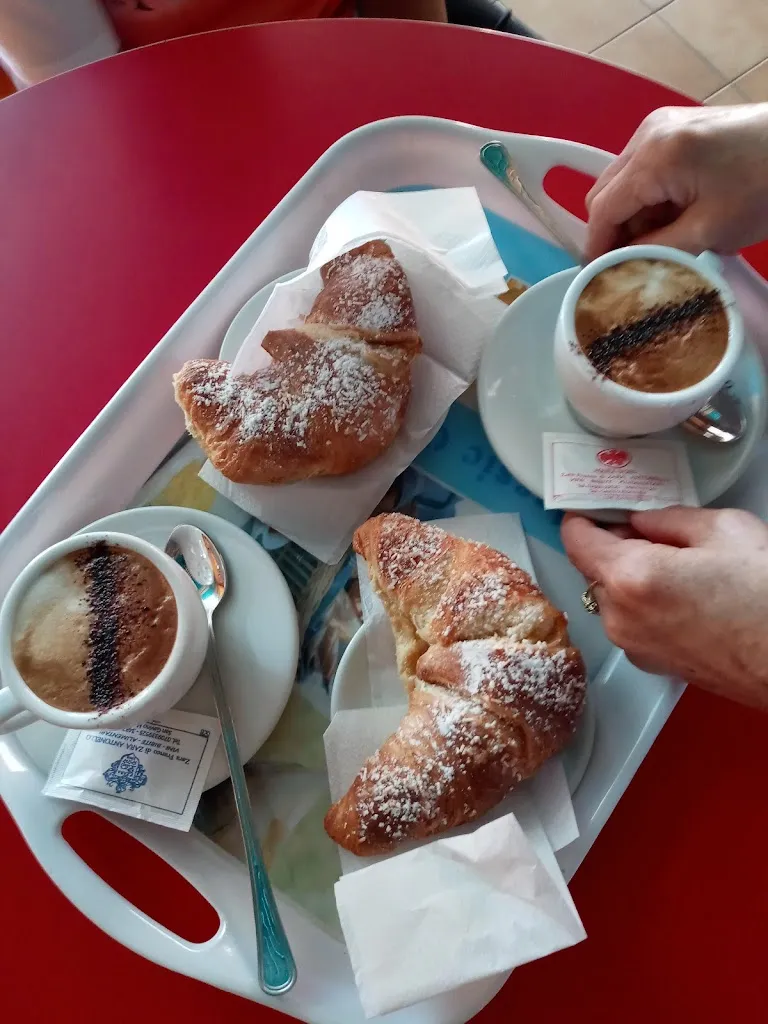 Bar Sala Giochi Universo restaurant in Pabillonis