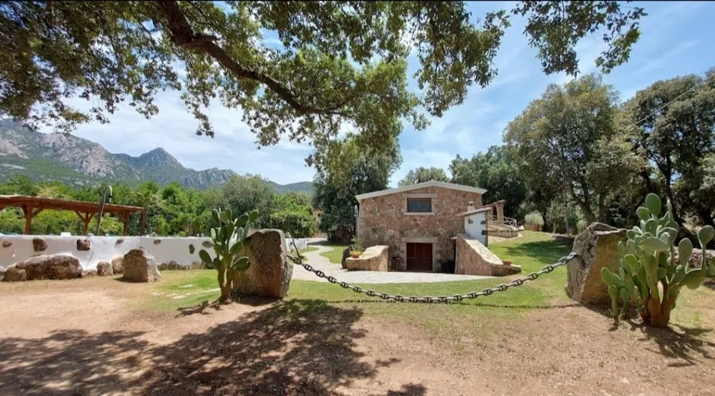 Turismo Rurale Casa Roberta_Padru_slider_image_1