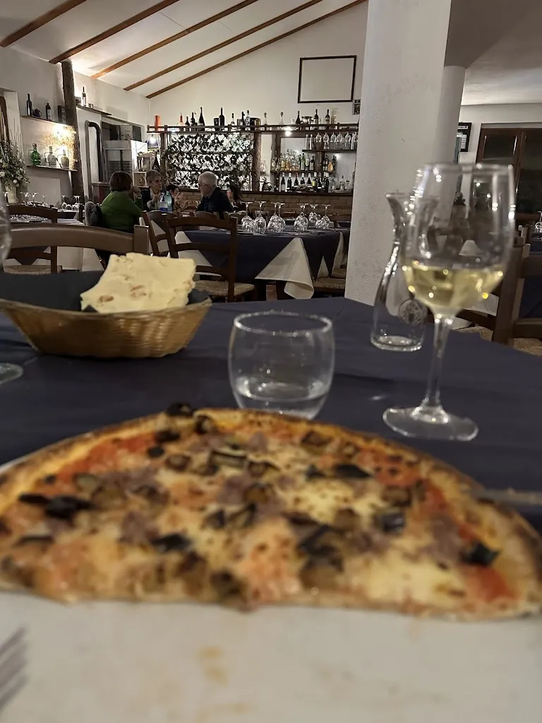 Kristin Schuhknecht_LO CHALET._Pattada_review