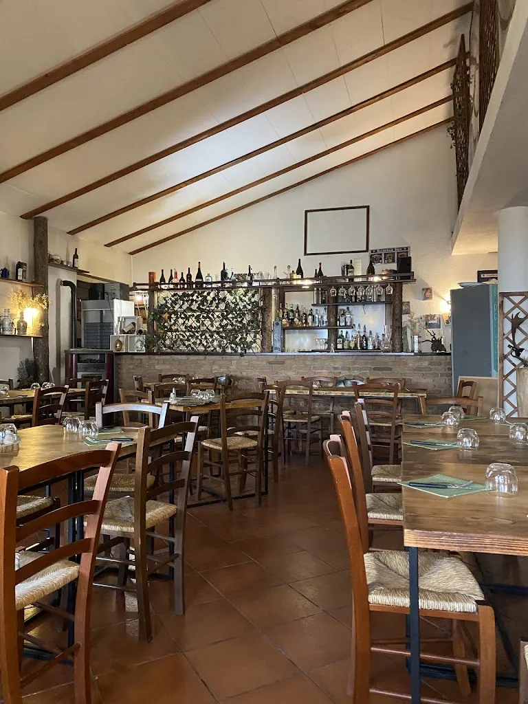 LO CHALET. restaurant in Pattada