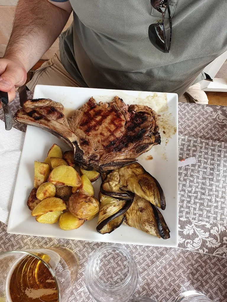 Margherita Donati_La Coccinella_Ozieri_review