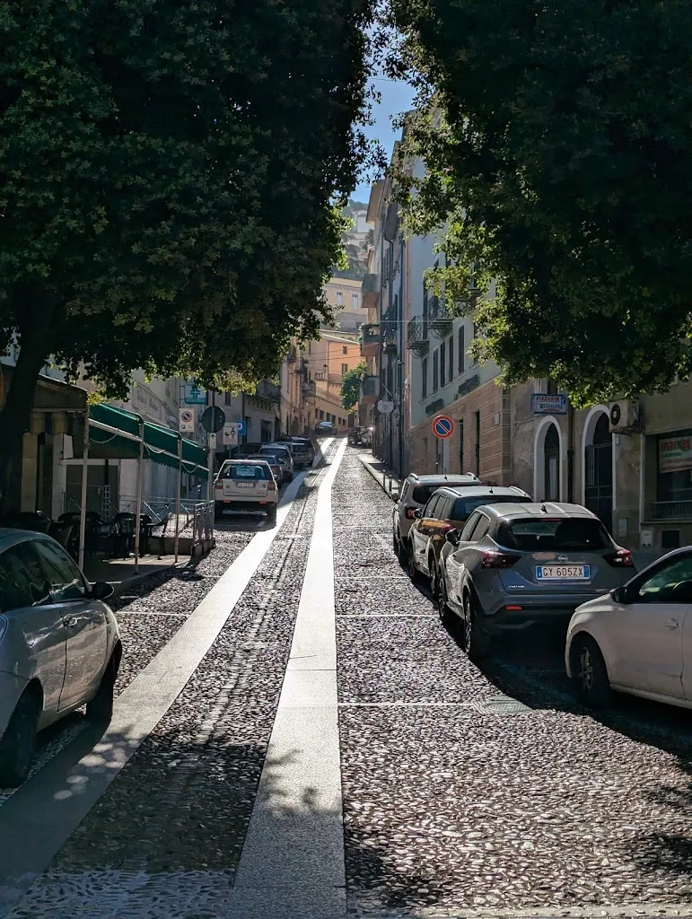 Pizzeria Mezzaluna Di Nurchis Bruno_Ozieri_slider_image_2