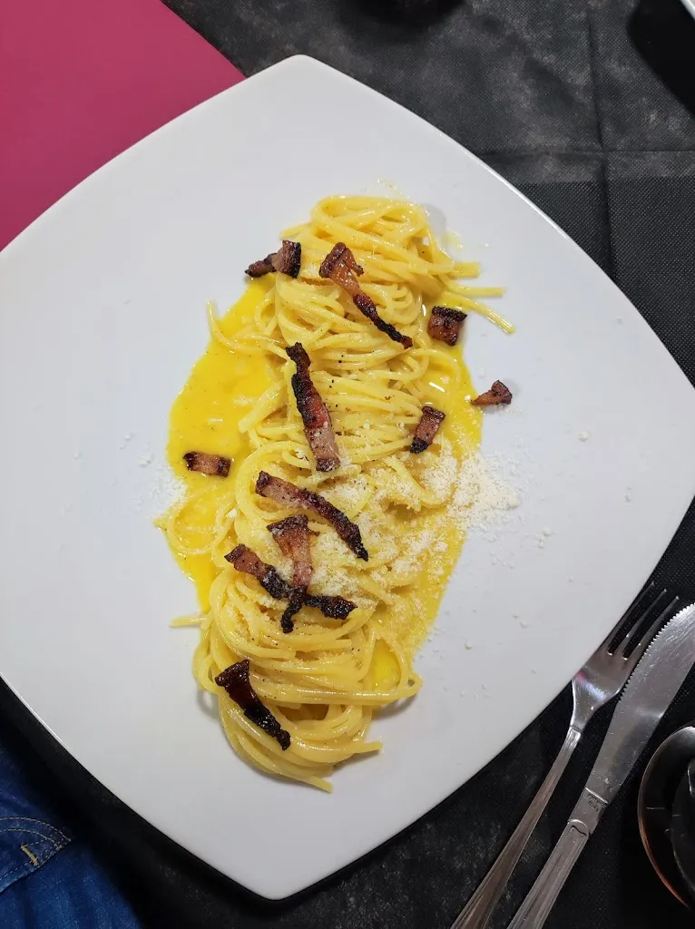 Desirée Plokhaar_Ristorante pizzeria pasticceria